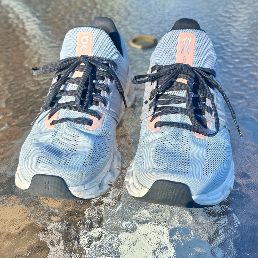 On Cloudswift 3 AD Women’s Running Shoe Colorway: Heather/Fade Size 9